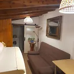 Rustica Independiente Con Todas Comodidades, Sofacama Y Ventilador Hostel *