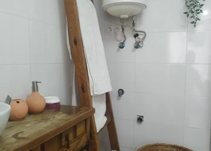 Rustica Independiente Con Todas Comodidades, Sofacama Y Ventilador Хостел